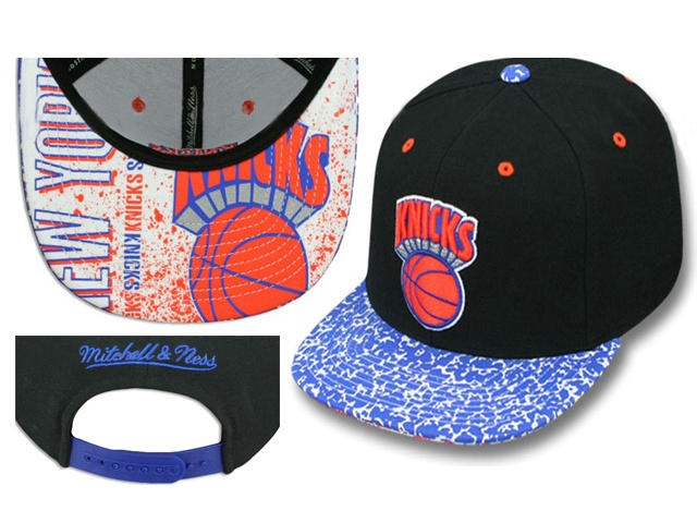 New York Knicks Black Snapback Hat LS